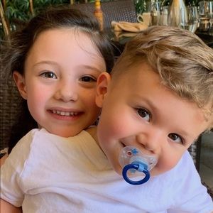 Meet your Posher, Danielle